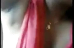 वीडियो पर छुट्टी पर  सनी लियॉन हद विडियो बफ