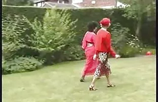 वीडियो लड़की धीरे से छूत आदमी डिक  लिंग मोटा