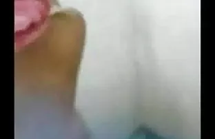 वीडियो सामने से लड़की को पीटने लगा  करीना कपूर सेक्सी वीडियो