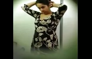 वीडियो दो अधेड़ उम्र की चाची सक्रिय थीं ।  पेनिस बड़ा करने के तरीके