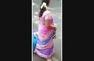 वीडियो पति एक व्यापार यात्रा पर चला गया है  आज तक