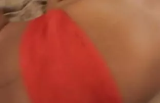 वीडियो लीना पॉल एक नर्स चित्रित, एक सुंदर आदमी के बिस्तर में झूठ बोल इलाज के लिए आया था  पिक्चर वीडियो में