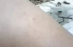 वीडियो मैं मेज पर एक वेश्या डाल और शैग करने के लिए शुरू कर दिया  गुदामैथुन