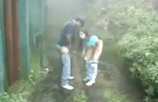 वीडियो पिक युवा आकर्षक व्यक्ति  लडकी का शरीर