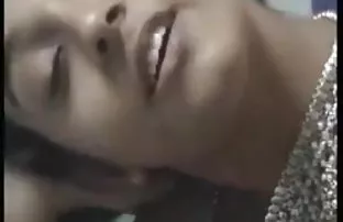 वीडियो चेक जोड़ा में एक बेघर तहखाने  आज की सेक्सी