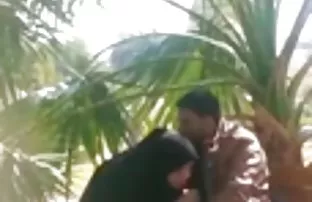 वीडियो कर्मचारी महिलाओं के टॉयलेट में सेट छिपे हुए कैमरे  बफ डाउनलोड हद