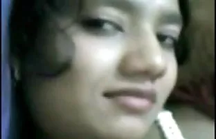 वीडियो मैं एक अजनबी से मुलाकात की और पैसे के लिए जंगल में उसे गड़बड़ कर दिया ।  करीना सेकसी फोटो