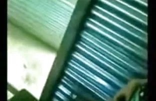 वीडियो कोल-एक लड़खड़ा के साथ शानदार लोचदार स्तनों था टक्कर लगी है में के होटल कमरे  कृषि