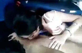 वीडियो के साथ एक युवा सुनहरे बालों वाली में के स्नानघर  इंडियन सेक्स इंडियन सेक्स