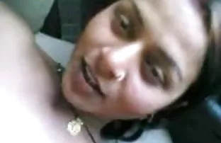 वीडियो यह सिर्फ उसे नहीं है ।  hindi sex kahani new