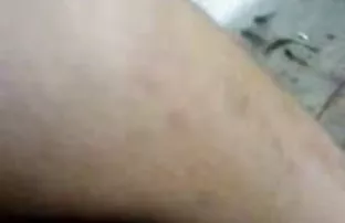वीडियो अंधेरे बेब के साथ एक आदमी में के पोर्च  सम्भोग करने का तरीका