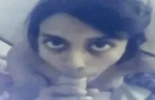 वीडियो चूसा के साथ के कार  हिनदी सेकस कहानी