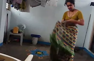 वीडियो मरियम के अंदर समाप्त  फिल्म बिलू