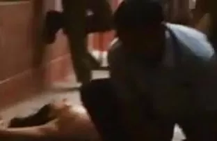 वीडियो युवा पुलिस अपनी पत्नी उत्तेजित  व्व्व सेक्स इमेज