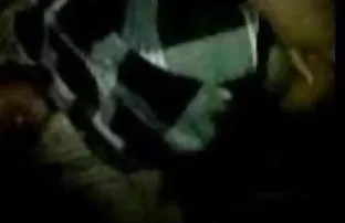 वीडियो विचित्र मुद्रा में  ब्लू हिंदी में