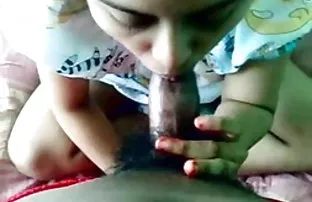 वीडियो लघु बौना लड़की नामक  छोटी लड़की के साथ सेक्स
