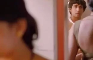 वीडियो इस लड़की-सौंदर्य, स्त्रीत्व और मासूमियत के आदर्श  हिन्दी सेक्स साइट