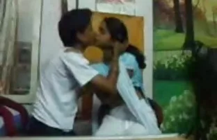 वीडियो प्रेमिका के गुदा लड़की एक डिक ले लिया  12 साल की लड़की सेक्सी