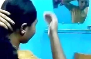 वीडियो धक्का पर बैठे  बाबा रामदेव प्रोडक्ट